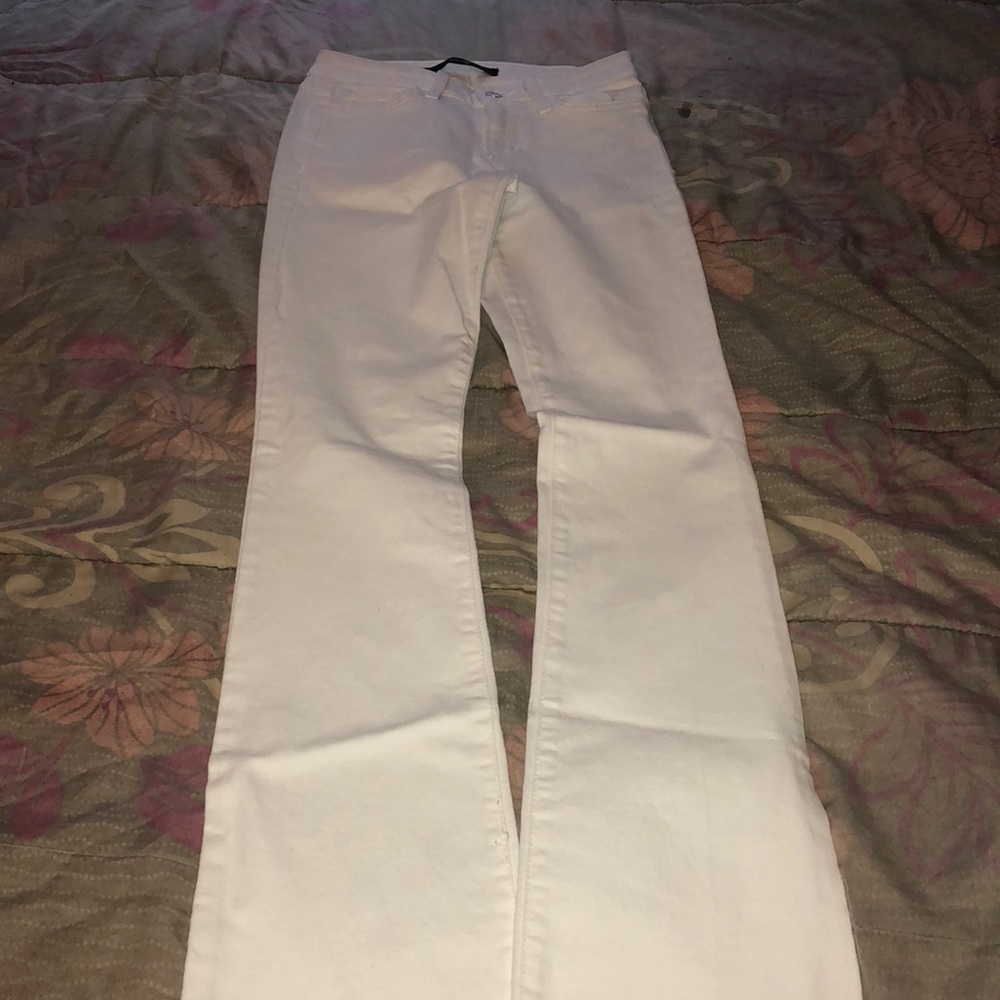 Joe’s white Curvy Bootcut jeans w24